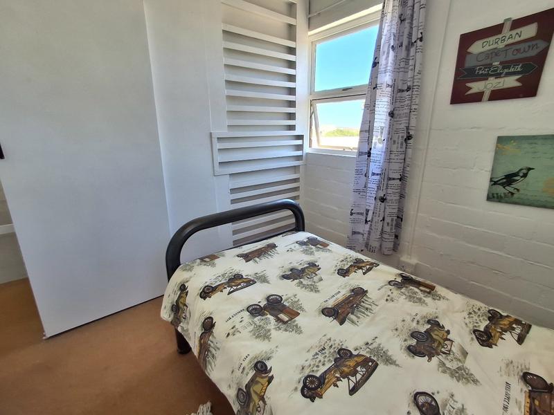 5 Bedroom Property for Sale in Britannia Bay Western Cape